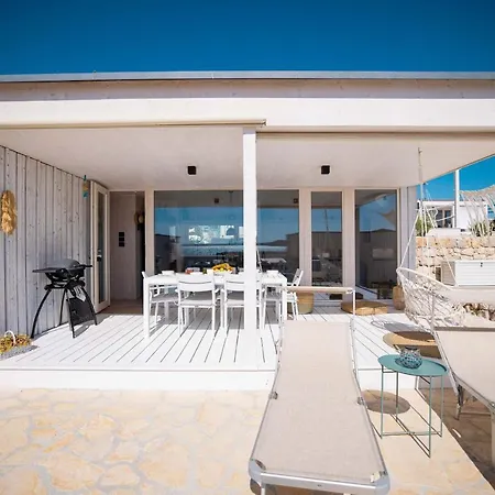 Buqez Eco - Beach 12 - Seaview וילה