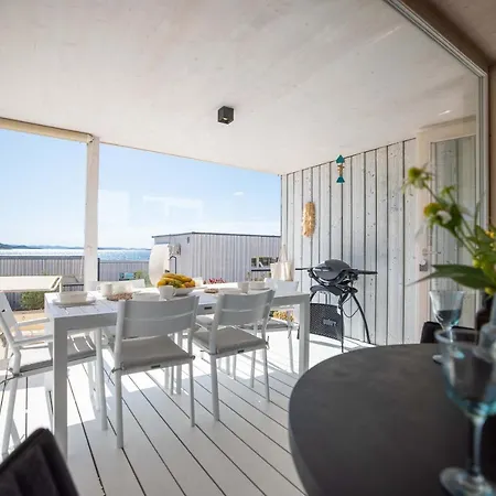 Buqez Eco - Beach 12 - Seaview Villa *